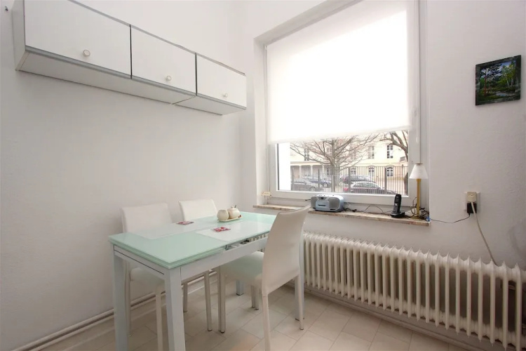 Private Apartment Schloßstraße