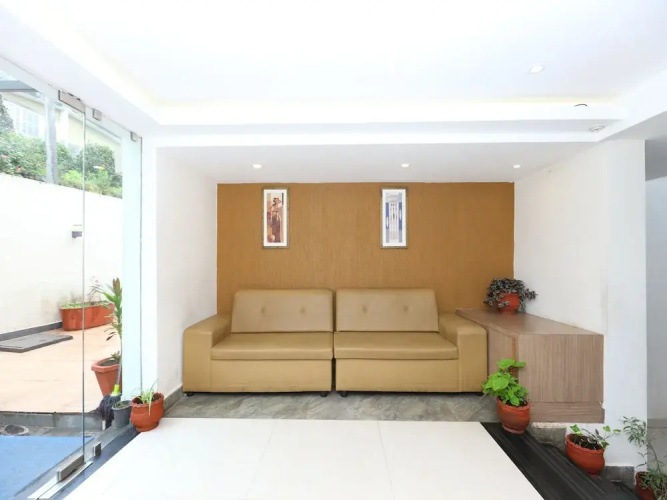 OYO 4943 Sandanams Villa
