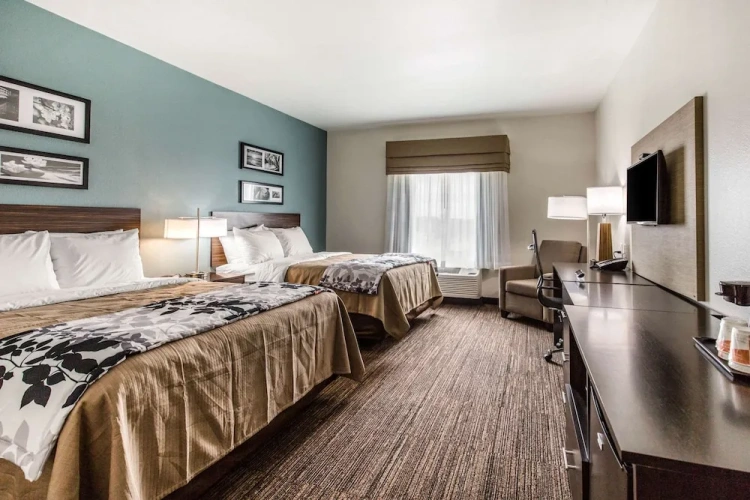 Standard Quadruple room