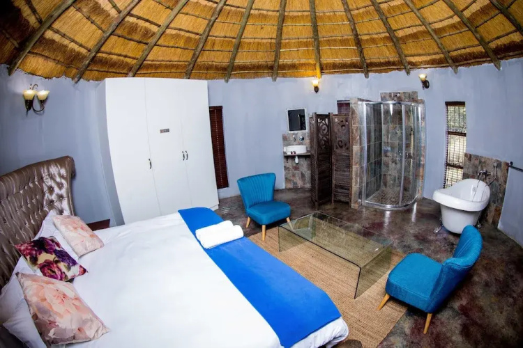 Dzata Private Game Lodge