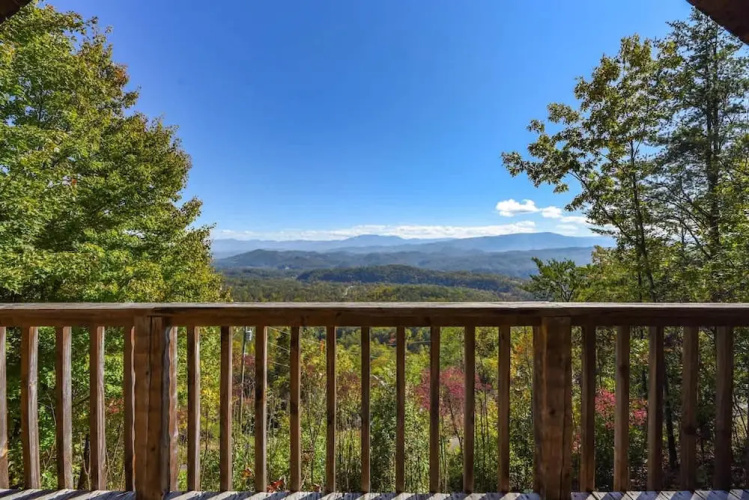 View Private Studio Cabin Hot Tub Relax Honeymoon