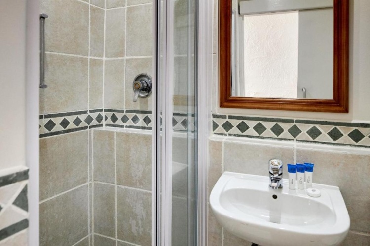 2 Bedrooms Apartment with balcony