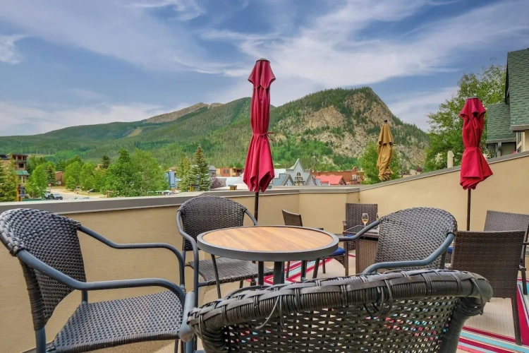 2 Bedrooms Apartment with balcony