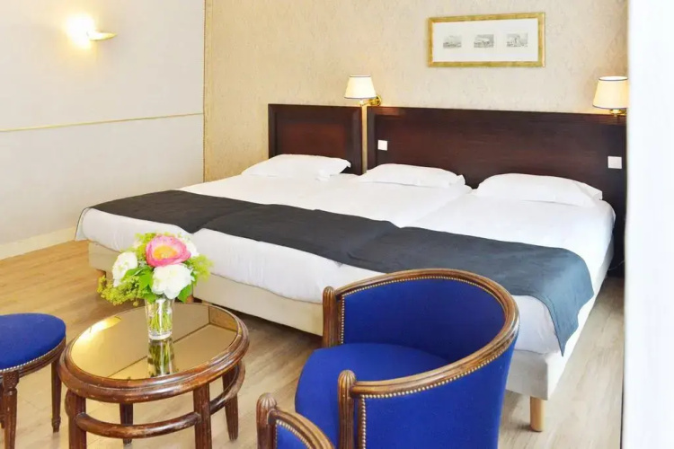 Hotel Unic Renoir Saint Germain