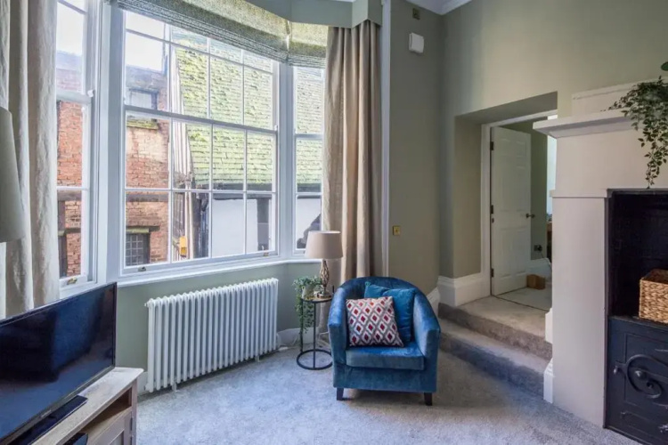 2 Rowntree House
