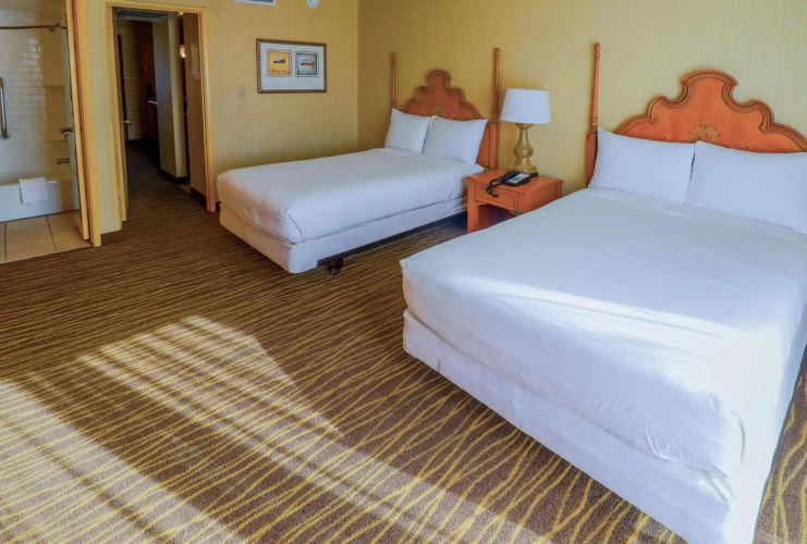 Motel 6 Phoenix, AZ – Sky Harbor
