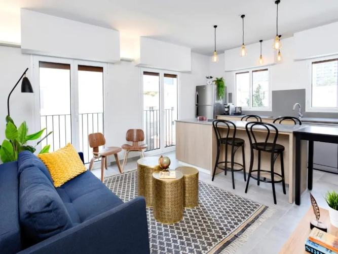 2 Bedrooms Deluxe Apartment with city view
