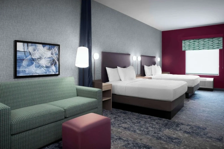 Quadruple Suite