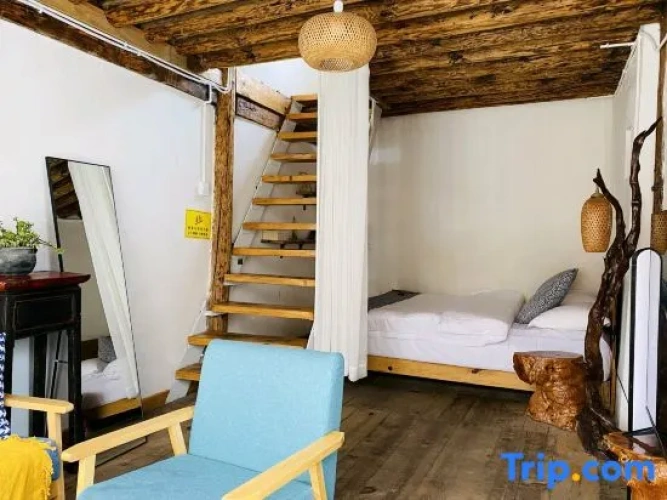 Standard Twin Duplex room