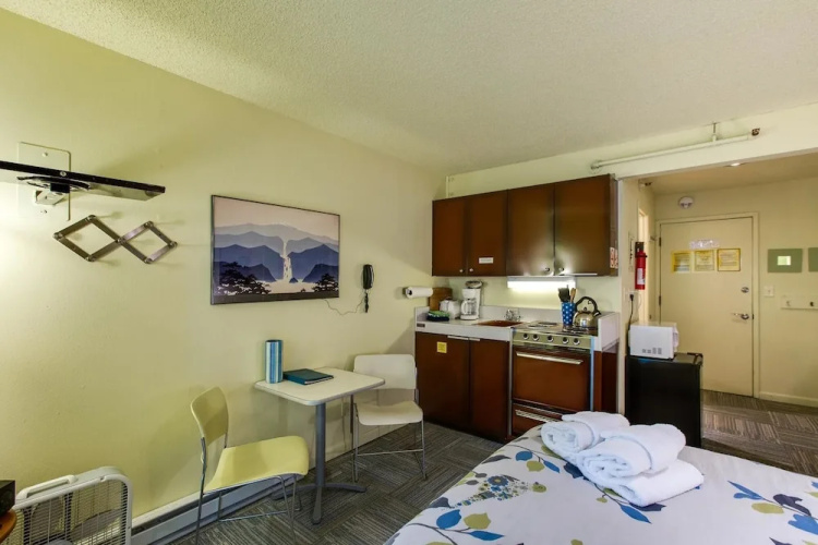 Snowline Lodge #88 by RedAwning
