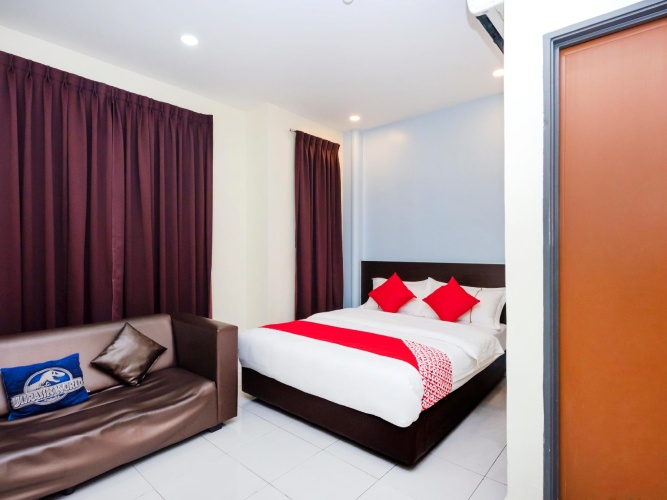 Deluxe Suite
