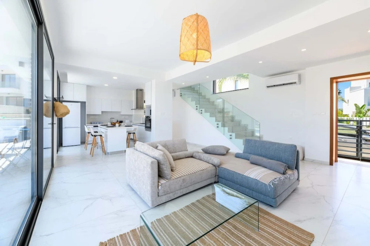 By The Beach - White Coral Villa