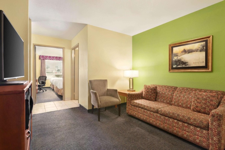 Deluxe Double Suite