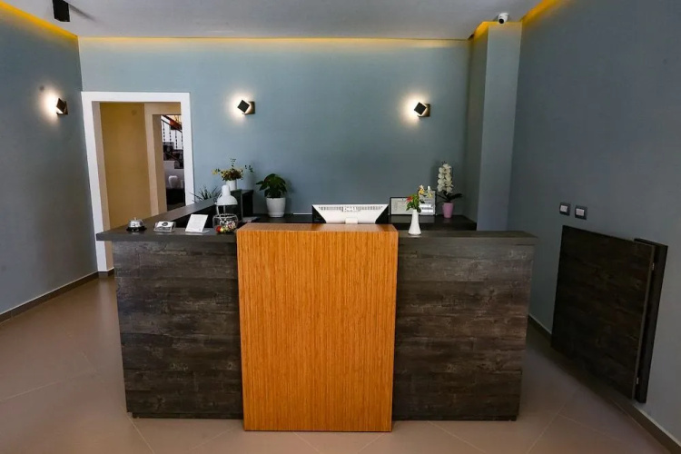 Home Hotel