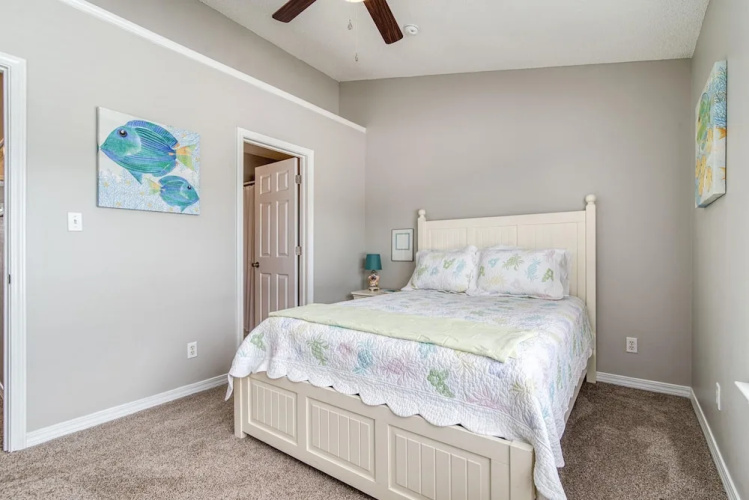 Gulf Walk 506