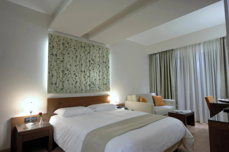 Pharae Palace Hotel
