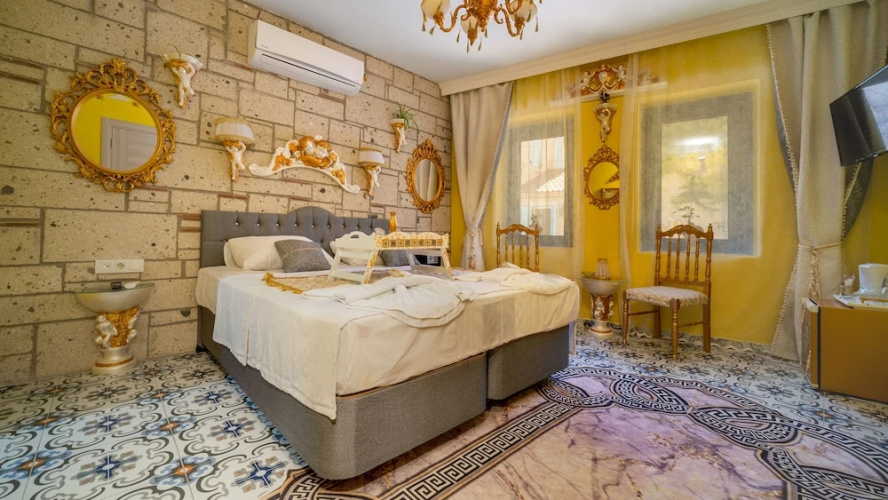 Lamur Otel