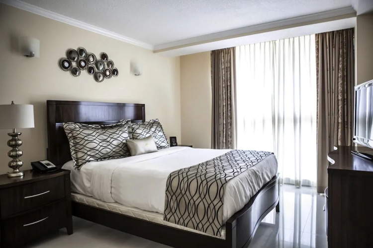 Private Residences at Mutiny Park