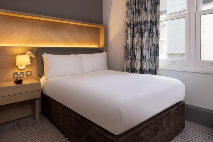 Compact Double room