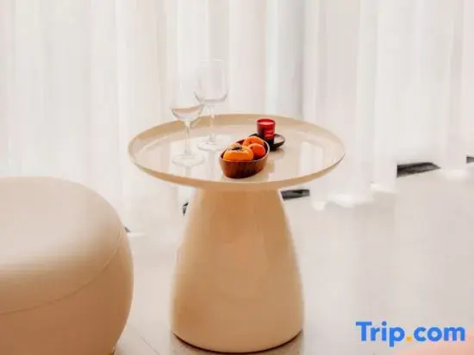 Vela Luxe Living