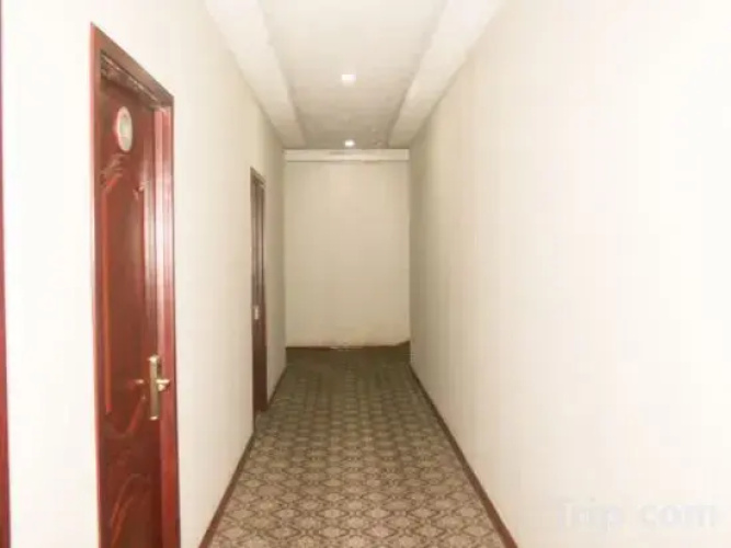 Weixian Qingya Hotel