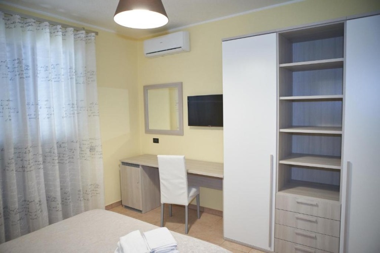 Superior Triple room with sea view