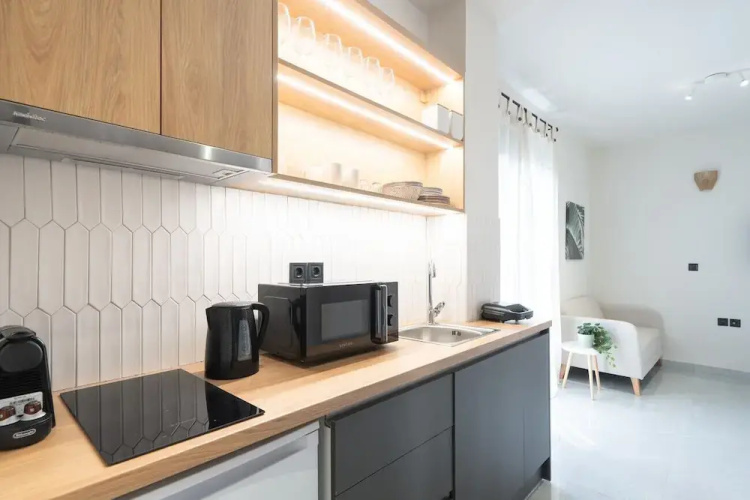 LIV - Modern Studio Apartment S8-3c