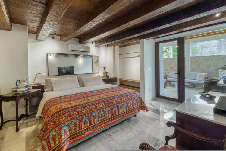 Goitia Apartment-rooftop Jacuzzi