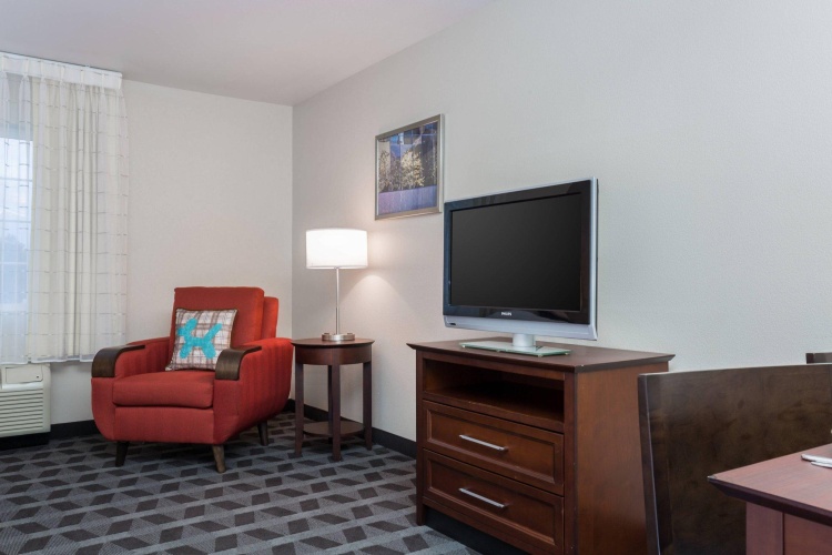 Quadruple Suite