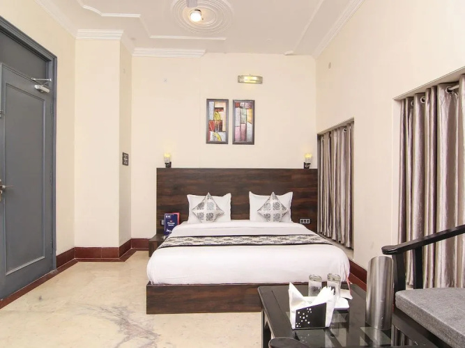 OYO 12339 Serenity Stay 2