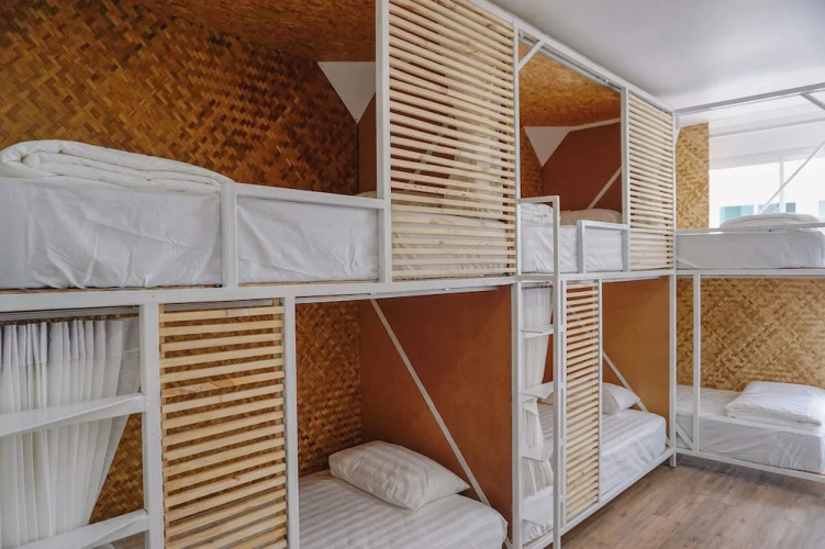 Ralph Hostel