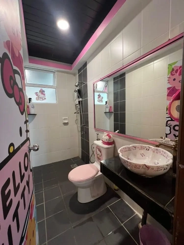 3 Bedrooms Apartment