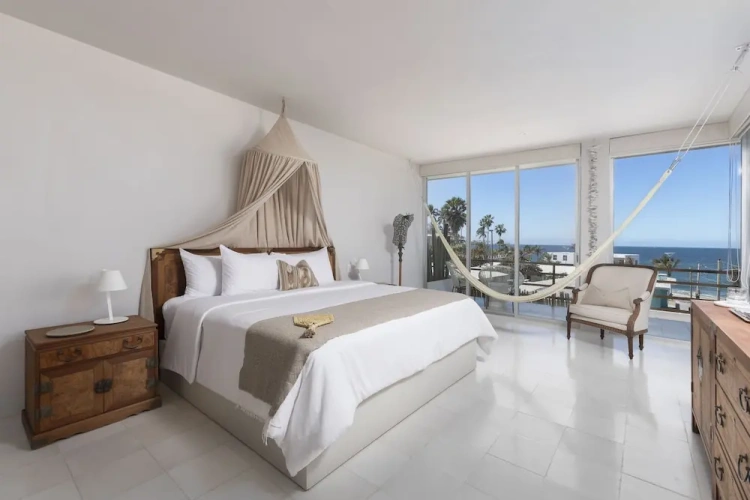Standard Double room with ocean view