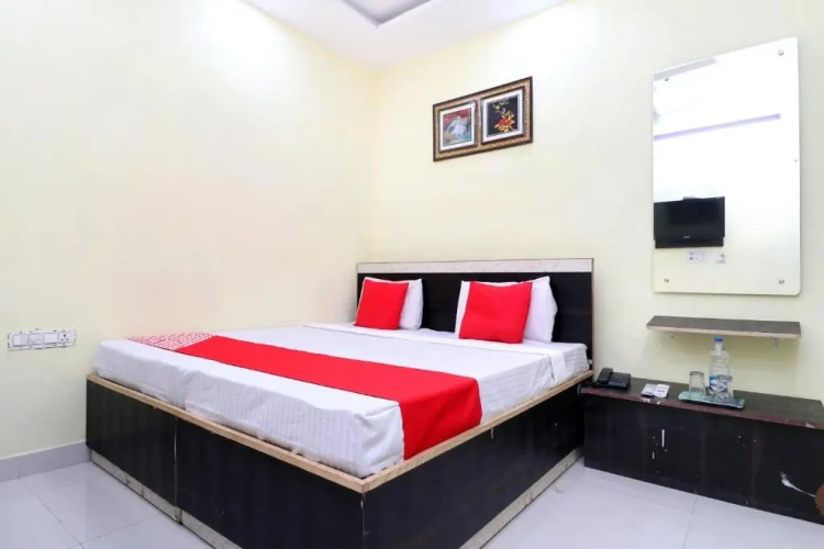 Classic Triple room