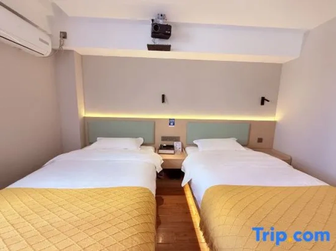 Premium Twin room