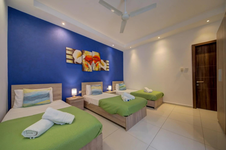 Sliema Ferries 2-bedroom Apt with views
