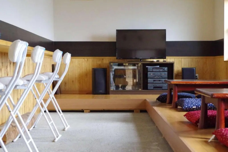 Guesthouse IMARI Honjin - Hostel