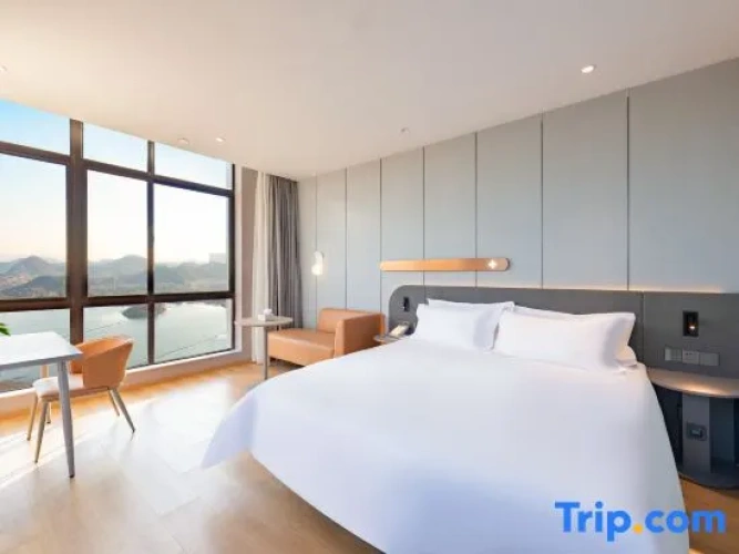 Deluxe Double Suite