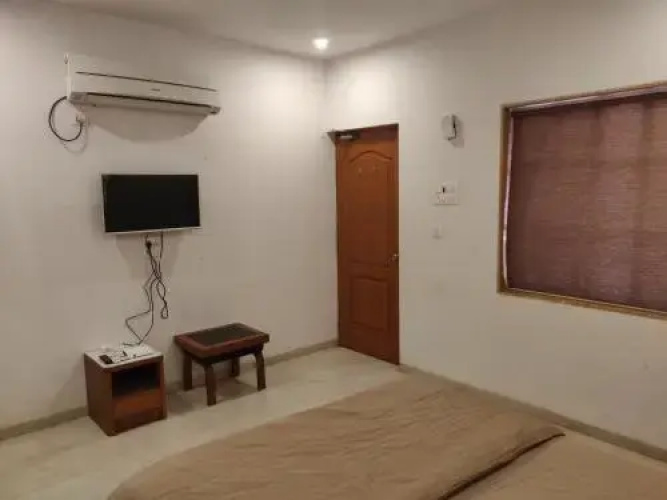 70% Beach Resort