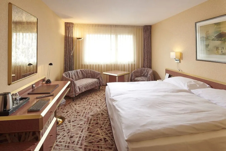 Au Parc Hotel