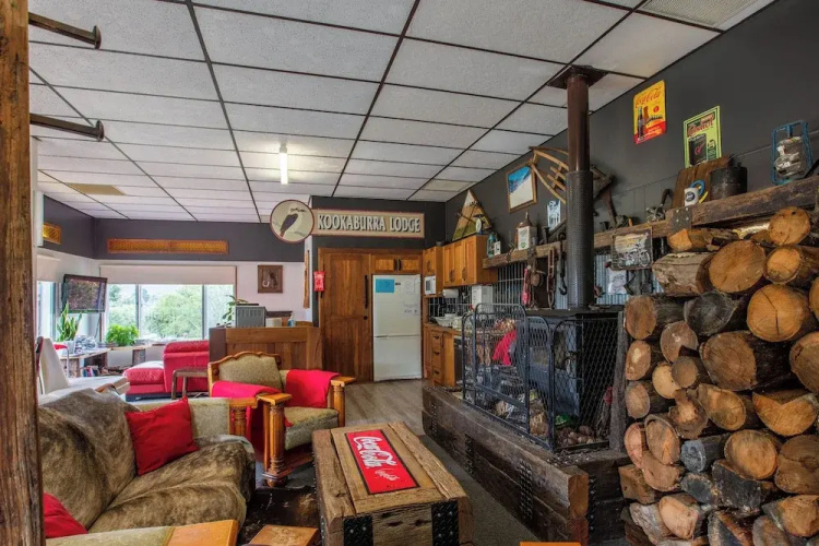 Kookaburra Ski Lodge