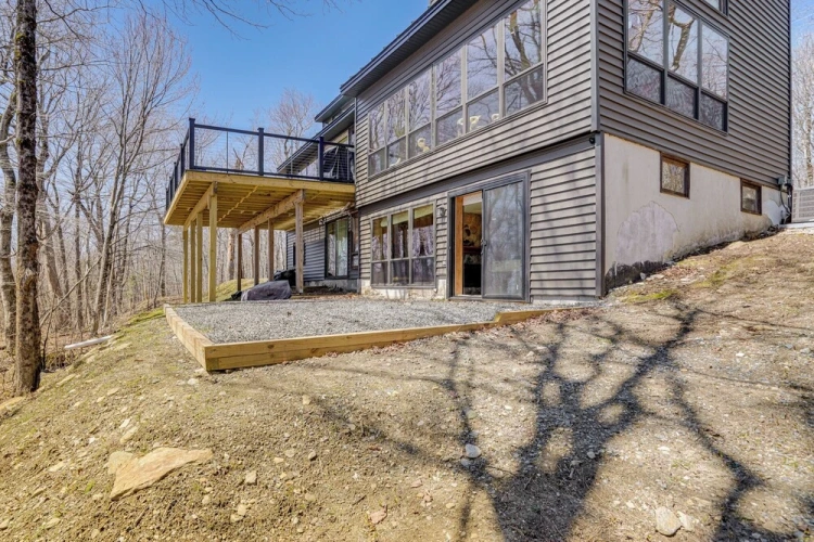 5 Bedrooms Cottage with balcony
