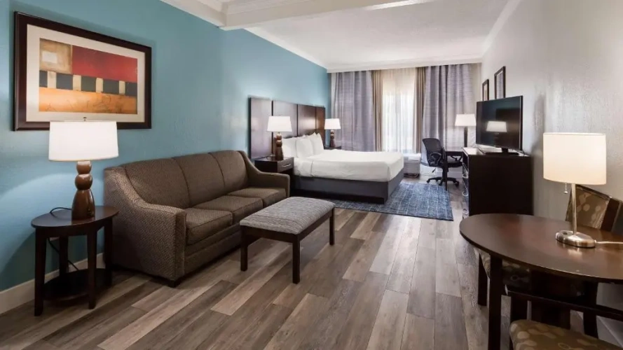 Deluxe Double Suite
