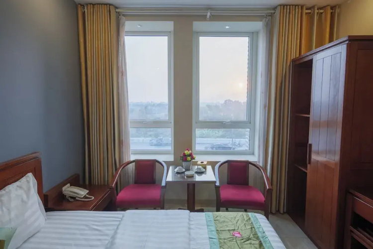 Ngan Ha Hotel