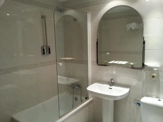 Standard Triple room with balcony