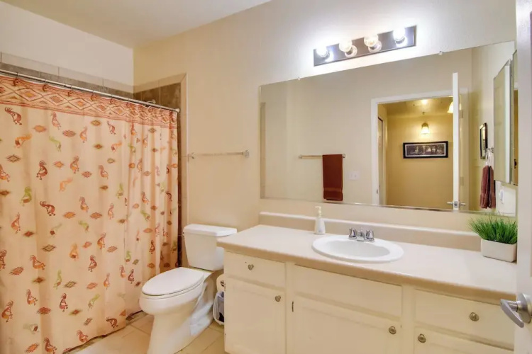 Walkable Scottsdale Gem w/ Pool Access