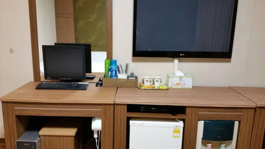 Olive Hotel