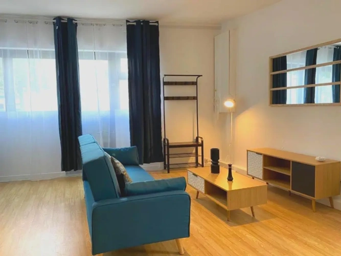 2 Bedrooms Apartment