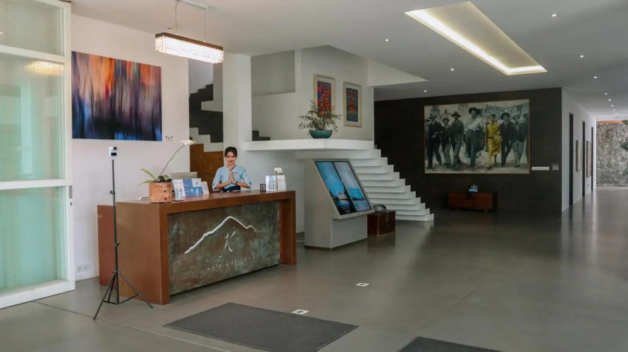 K Gallery Hotel