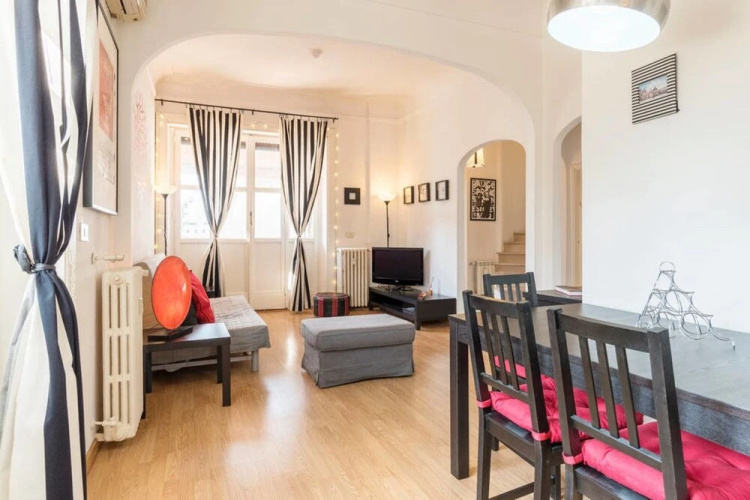 Colorful and Modern 2bed Flat Beside Piazza Popolo